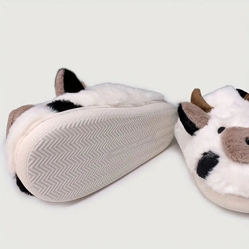 SON MÁS QUE PANTUFLAS. Son alegría de peluche para tus pies.