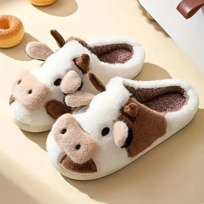 SON MÁS QUE PANTUFLAS. Son alegría de peluche para tus pies.