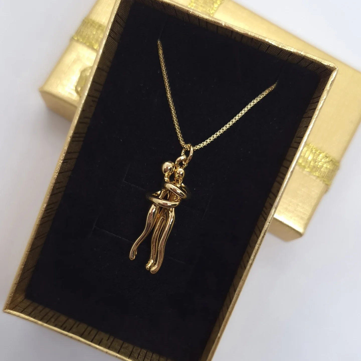 Collar Abrazo Eterno